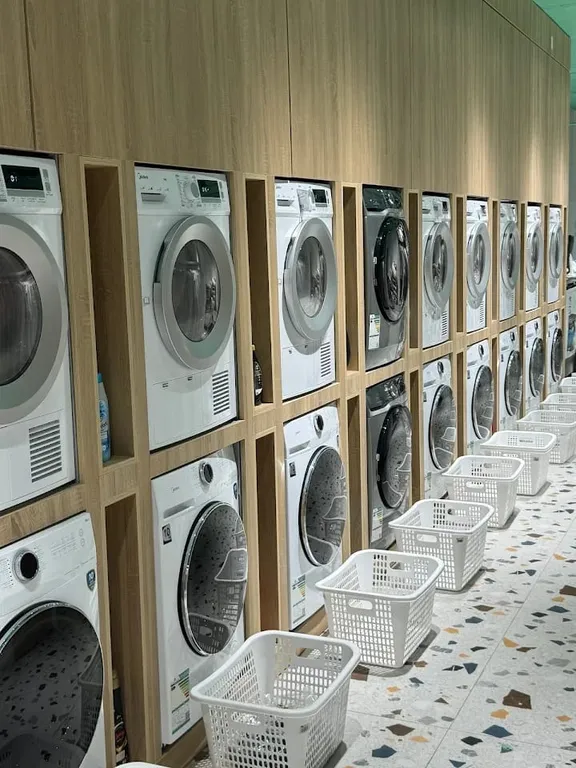 Tri laundry design 8