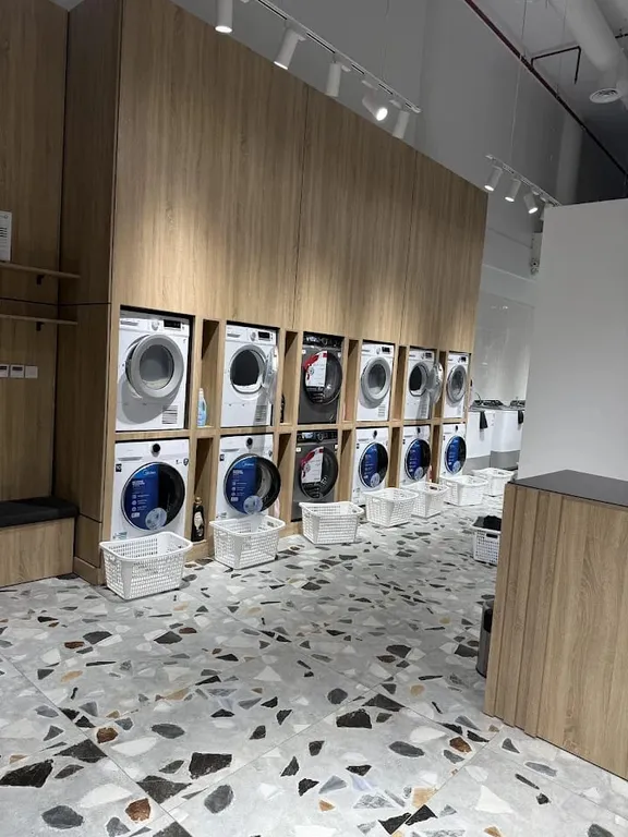 Tri laundry design